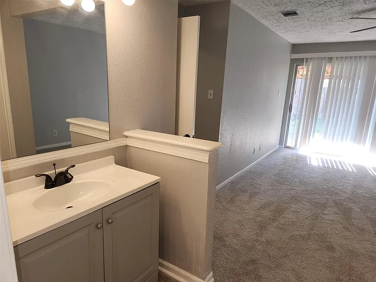 22127 Elsinore Dr — Photo 14