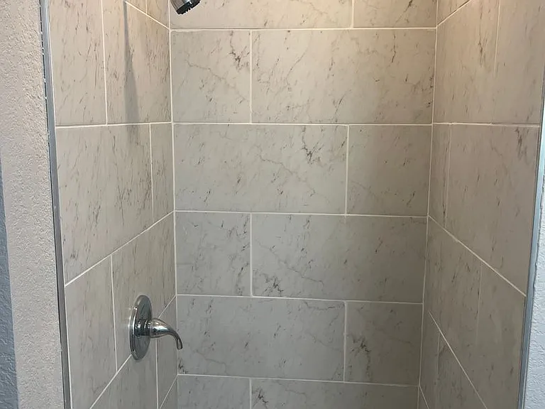610 N Fir St — Photo 23
