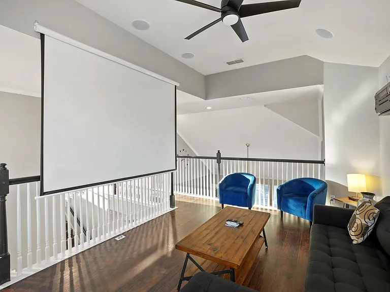 3205 Vinson Ct — Photo 49