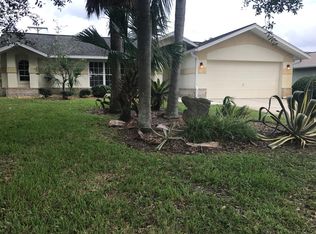 8 Cypress Point Ct, Ormond Beach, FL 32174