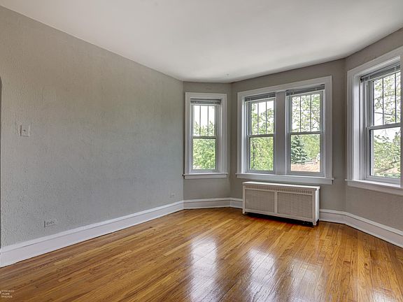 3rd image of 7425 N Campbell Ave #2