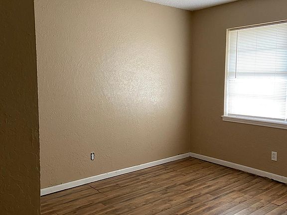 2nd image of 1415 Becky Ct