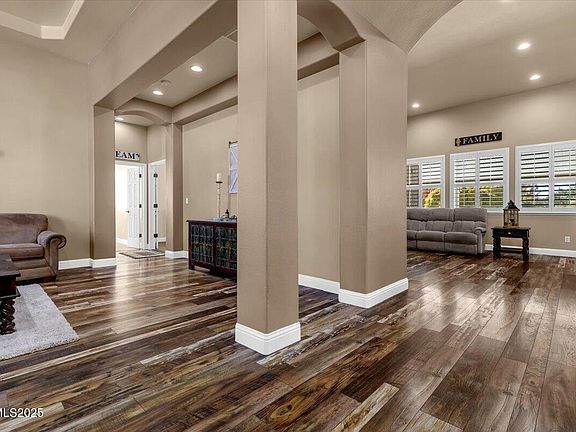 2nd image of 8061 Calabaza Ct