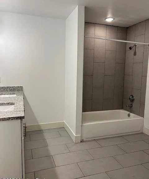 4001 Preston Hwy #6 — Photo 12