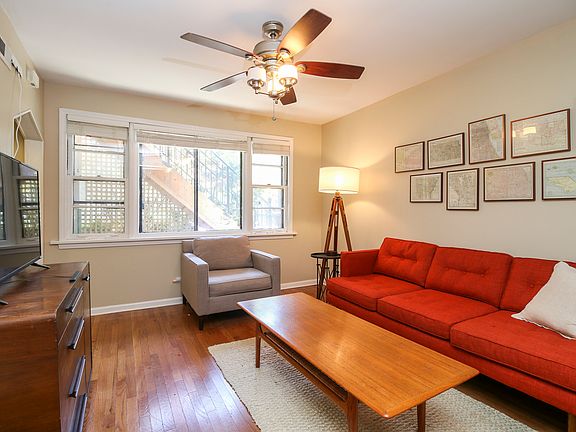 5th image of 1704 N Sedgwick St #1F