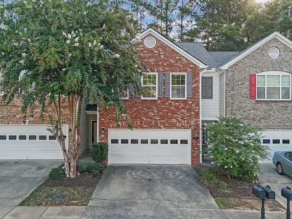 541 Woodland Park Ter, Lawrenceville, GA 30043