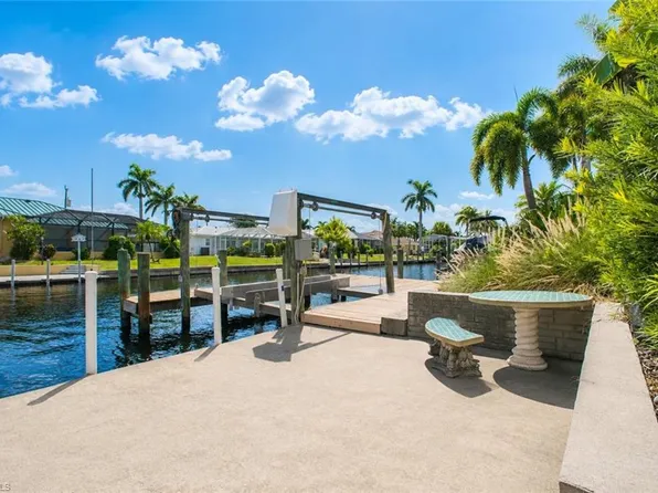 5219 Seminole CT S, CAPE CORAL, FL 33904