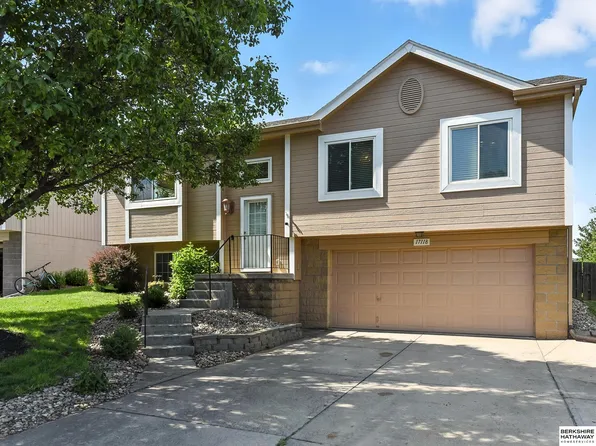 17118 Sprague St, Omaha, NE 68116