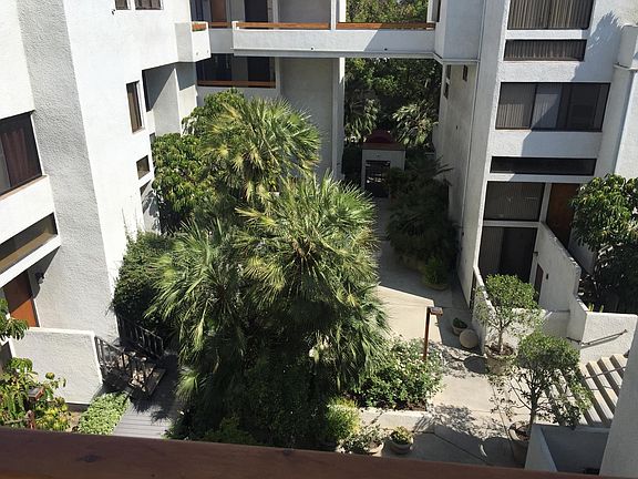 2nd image of 500 E Del Mar Blvd
