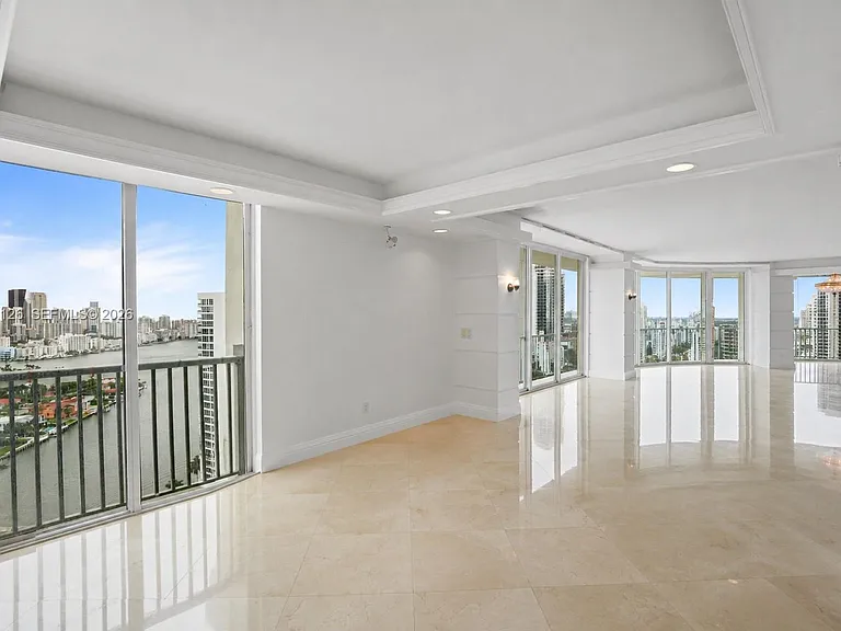19355 Turnberry Way #25GR — Photo 13