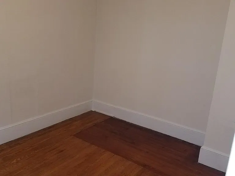 263 S 9th St #2-R — Photo 12
