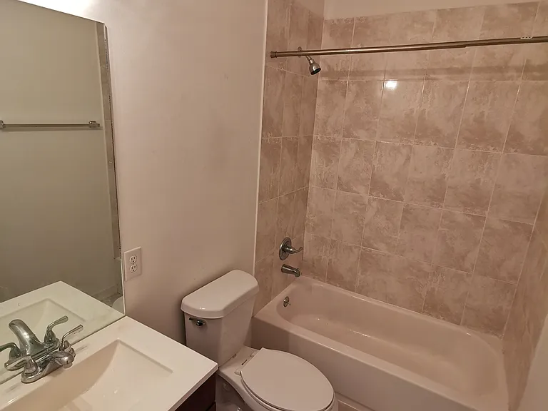 521 N 34th St #A — Photo 36
