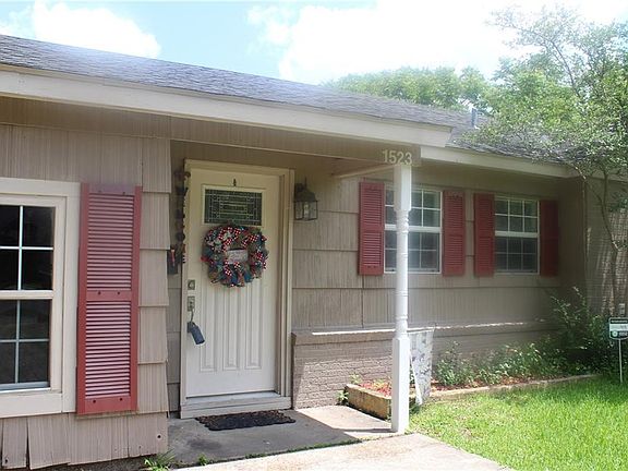 2nd image of 1523 20th St