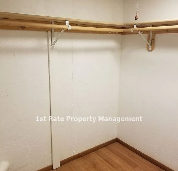 1816 W State St #4 — Photo 8