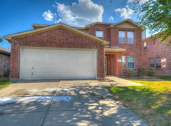 2nd image of 2152 Royal Acres Trl