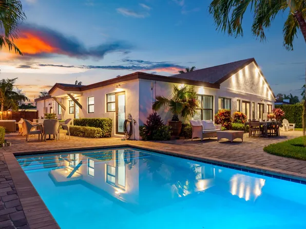 2200 NE 16th Court, Fort Lauderdale, FL 33305