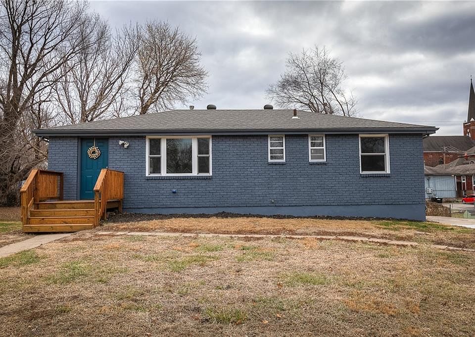 1st image of 725 Pottawatomie St