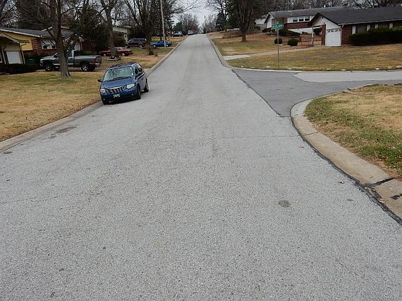 5th image of 11143 Linnell Dr