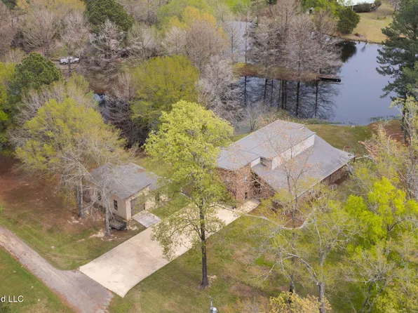 185 Neal Rd W, Florence, MS 39073