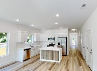 300 Hummingbird Ln, Chesnee, SC 29323