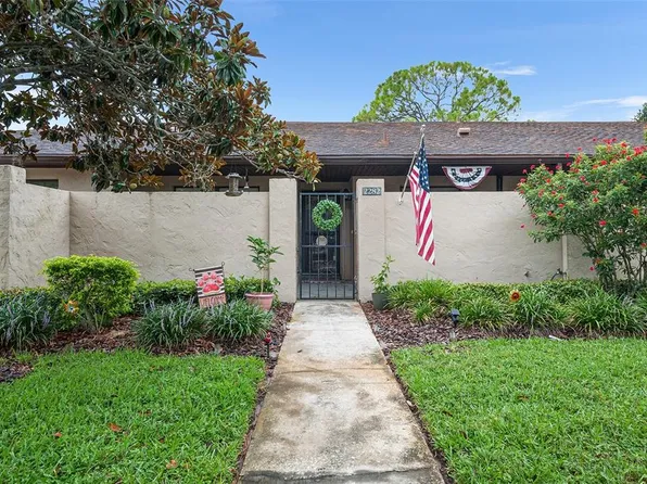 2282 Firestone Pl, Winter Haven, FL 33884