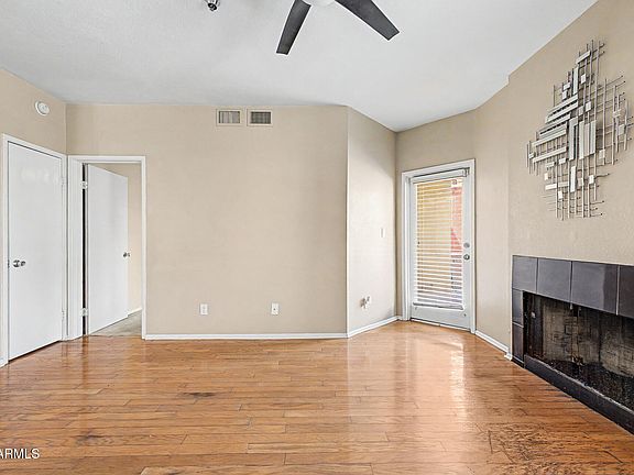 5th image of 154 W 5TH Street #122