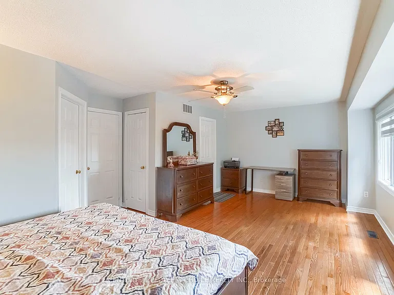 5658 Glen Erin Dr #7 — Photo 23
