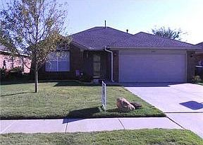 1st image of 1424 Forest Glenn Cir