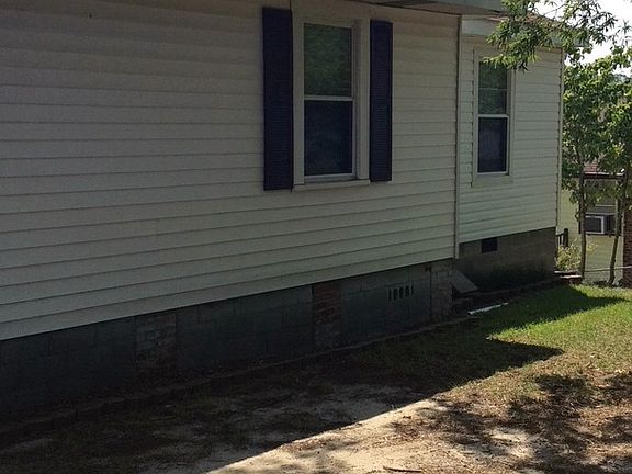 2nd image of 216 Safie 5th St