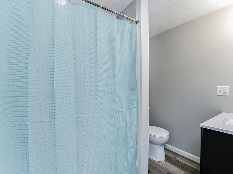 1250 Portage Ave #1 — Photo 18