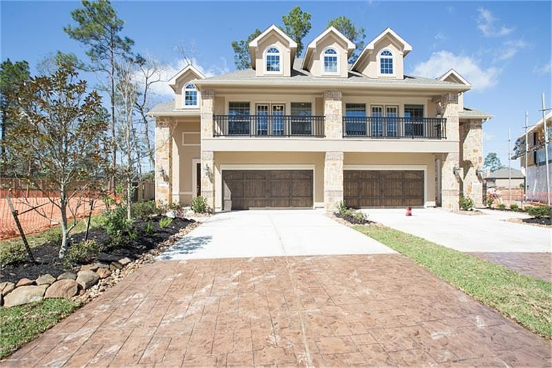 1st image of 31 Silver Rock Dr