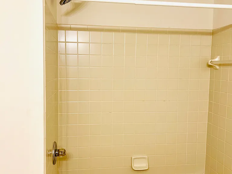 16836 Dover Dr #10 — Photo 30