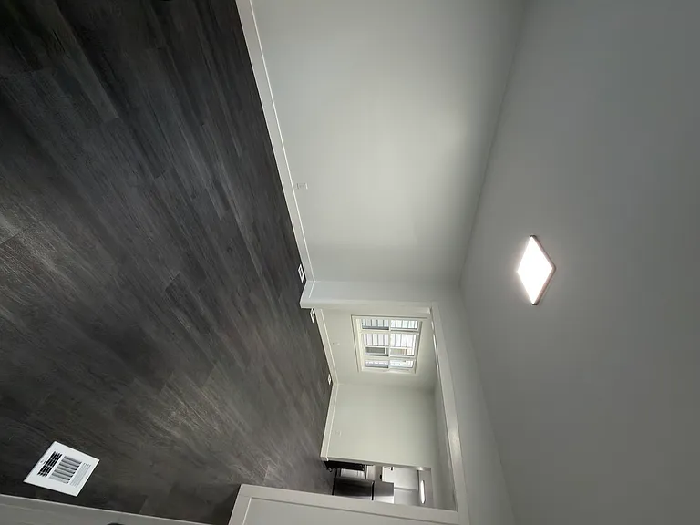 5620 N Major Ave #1 — Photo 3