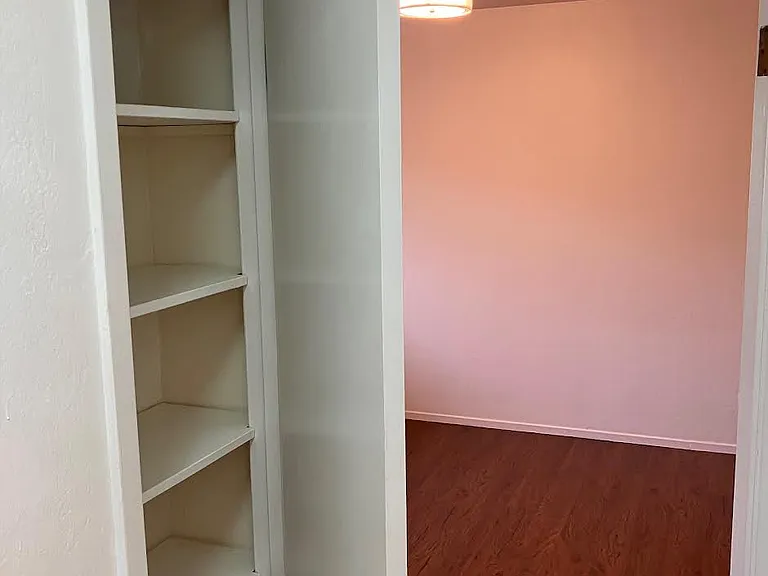 865 Northpoint Dr #5 — Photo 8