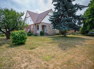 264 Gray Rd, Hamilton, ON L8E 1V1