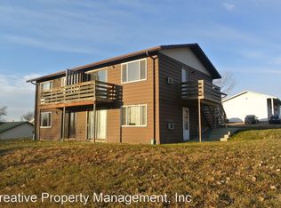 1313 13th St NW #5, Minot, ND 58703