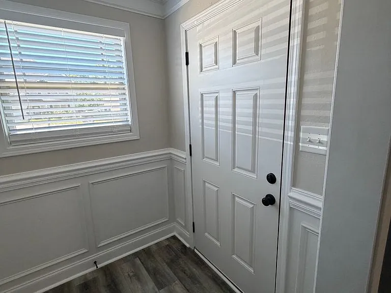 1193 Henry Place Blvd — Photo 3