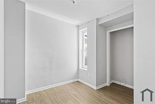 404 N Patterson Park Ave — Photo 3