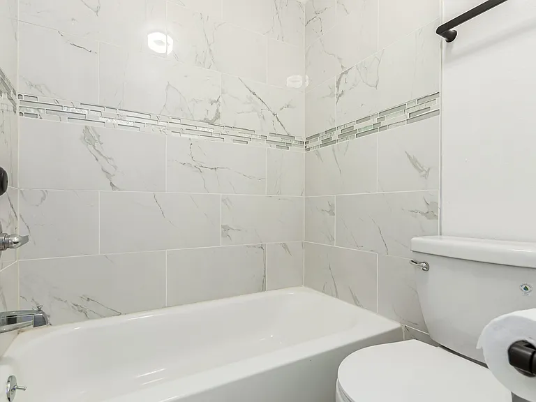 1118 City Park Ave #228 — Photo 15
