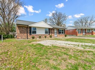 5200 Robinwood Rd, Louisville, KY 40218