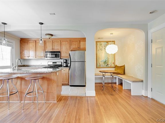 3rd image of 4524 Grove Ave Unit 9