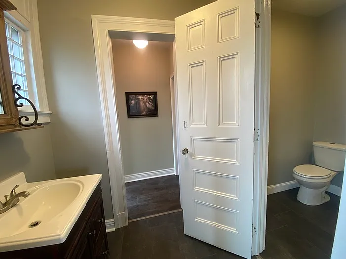 159 Mullin St #2 — Photo 12