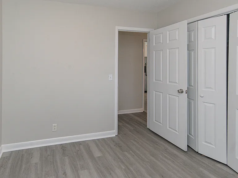 156 Macon Rd — Photo 11