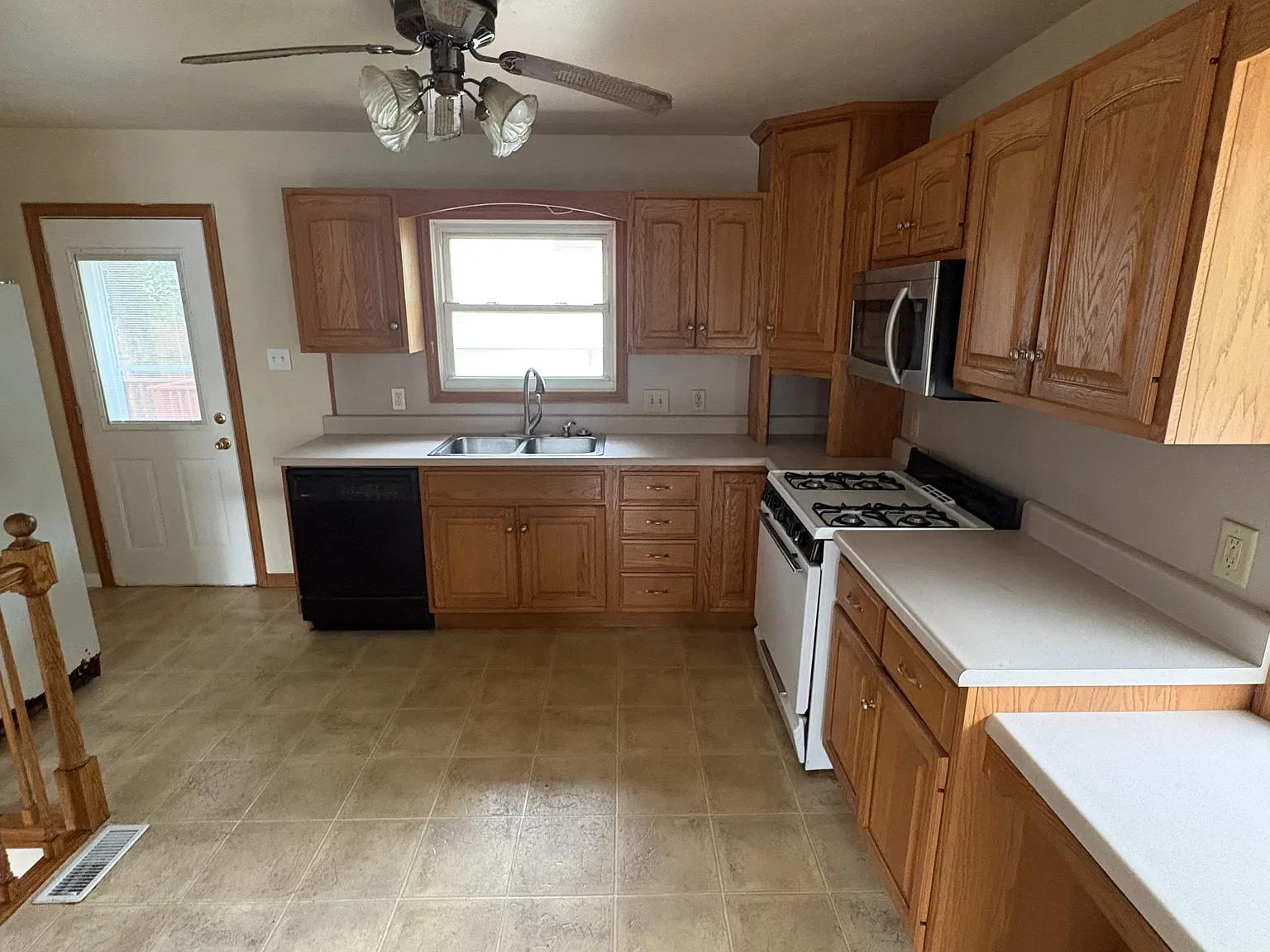 104 Madison Drive - 1 — Photo 4