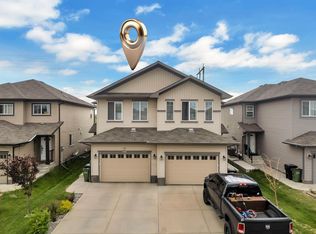 1750 27th St NW, Edmonton, AB T6T2G5