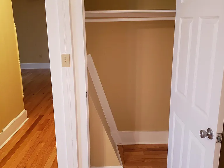 105 S McLemore Ave #2 — Photo 16