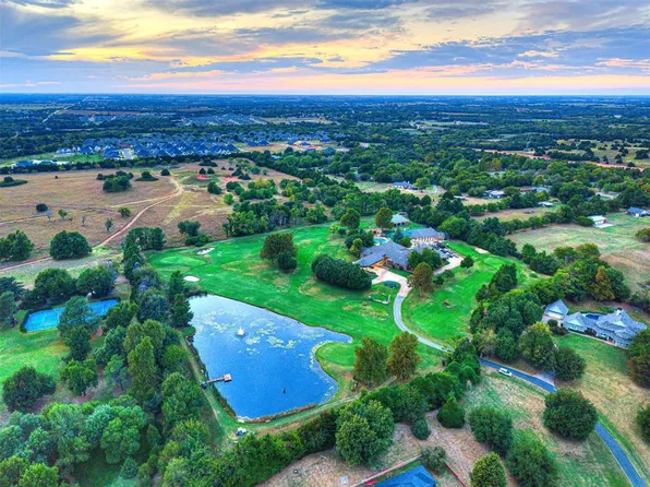 2605 Oakcrest Dr, Edmond, OK 73012