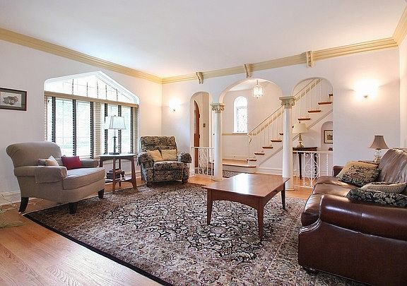 3rd image of 6063 N Kirkwood Ave