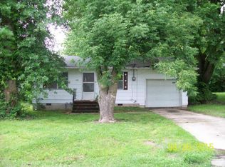 102 5th St, Purdy, MO 65734