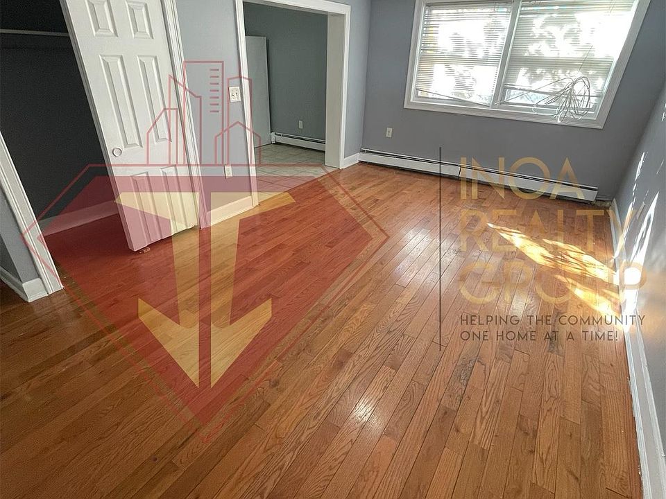 2nd image of 139 36th St #6E